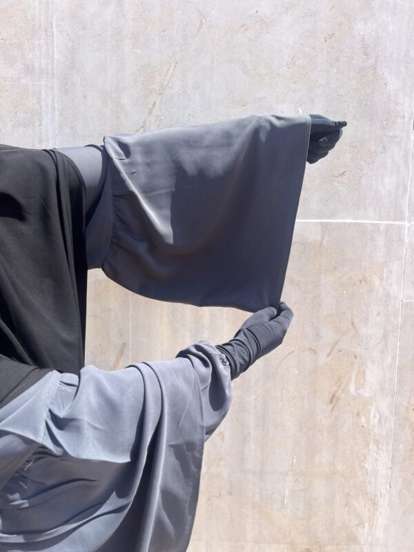 Manche Abaya Colombiana Gris Anthracite Dar Al Iman
