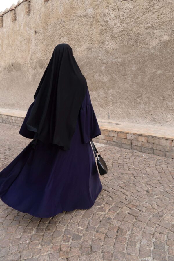 Abaya Colombiana Tissu en Soie de Médine – Image 8