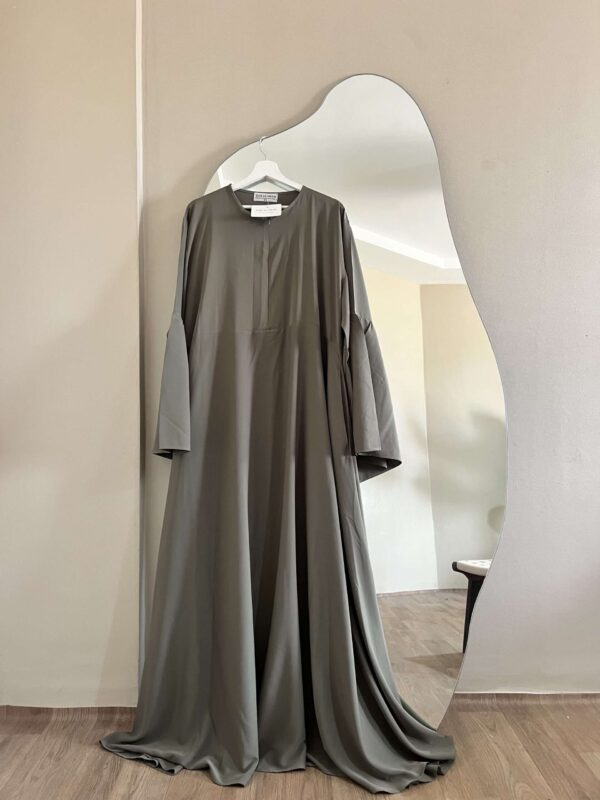 Abaya Colombiana Tissu en Soie de Médine – Image 3