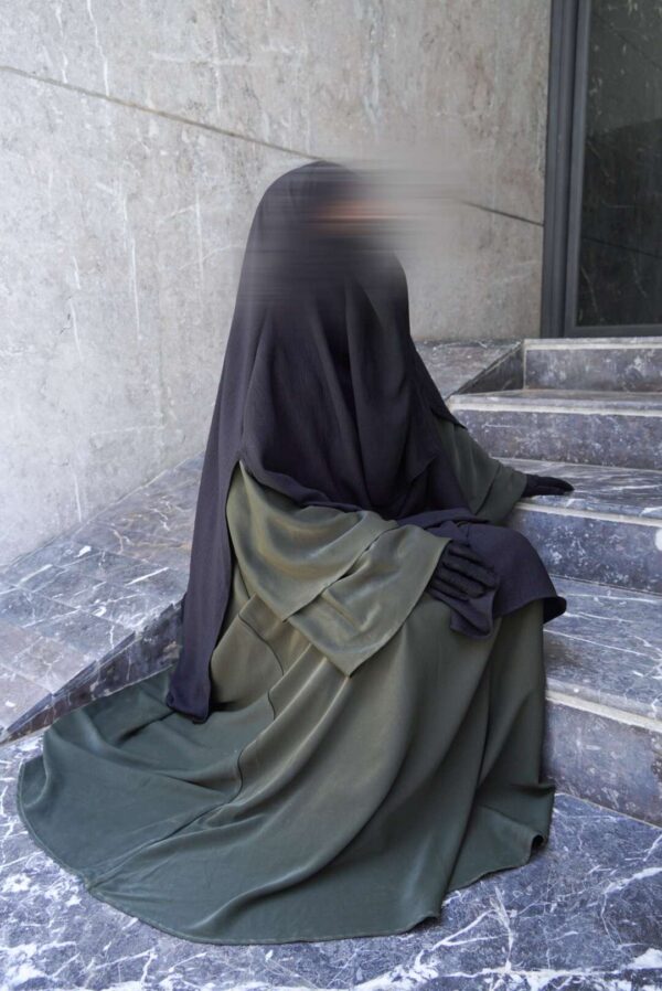 Abaya Korea Tissu Soie de Médine – Image 8