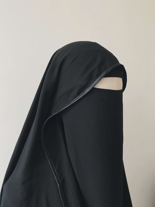 Niqab Indonésia